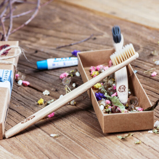 Eco-Friendly Japanese Bamboo Toothbrush with Custom Engraved Logo for Hotels
