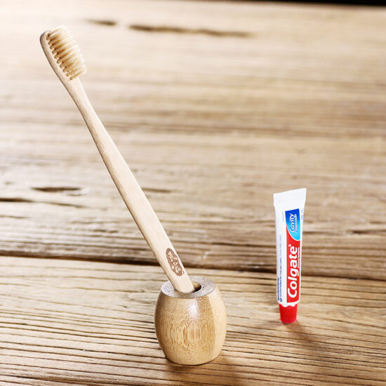 Eco-Friendly Japanese Bamboo Toothbrush with Custom Engraved Logo for Hotels