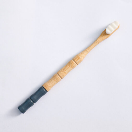 Bamboo Toothbrush with Round Handle and 10,000 Nylon Bristles for Daily Oral Care


