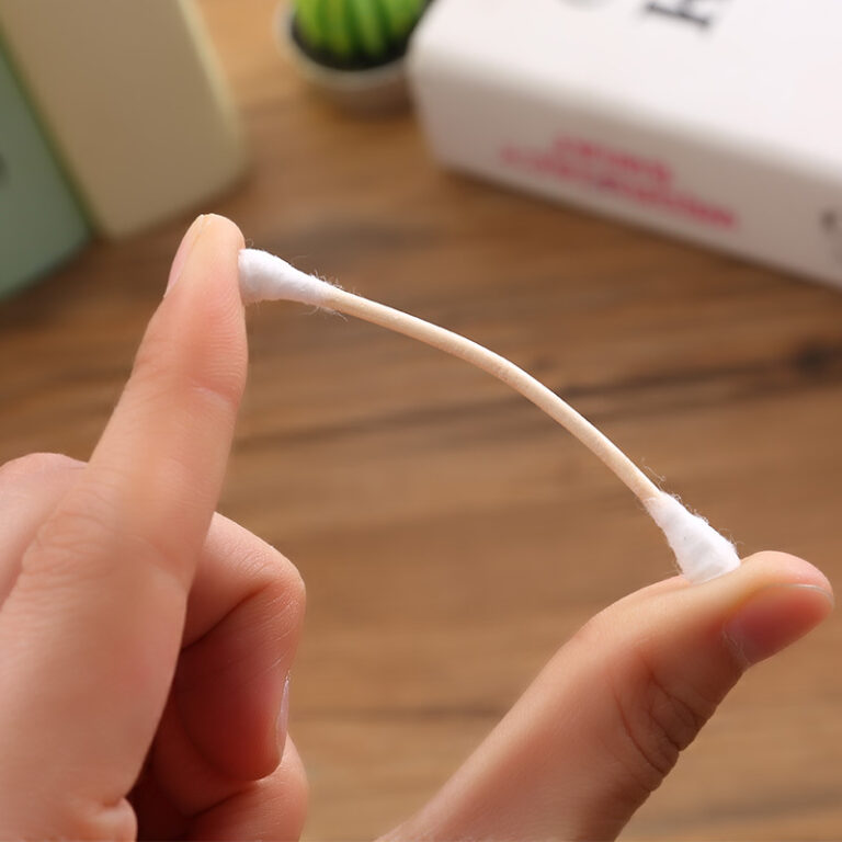 100pcs double-headed bamboo cotton swabs for ear cleaning and makeup