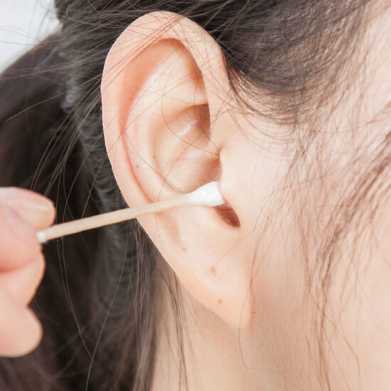 30pcs Disposable Double-Ended Cotton Swabs – Wooden Sticks for Ear Cleaning, Makeup Removal & Hygiene Use