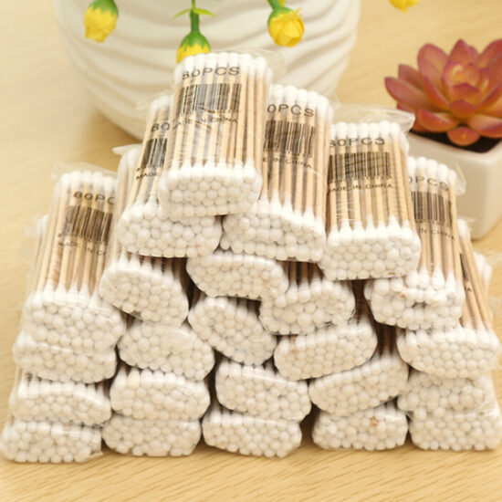 30pcs Disposable Double-Ended Cotton Swabs – Wooden Sticks for Ear Cleaning, Makeup Removal & Hygiene Use