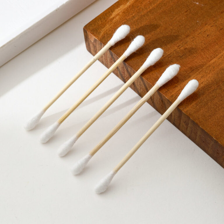 30pcs round-tip bamboo cotton swabs for makeup removal and hygiene use