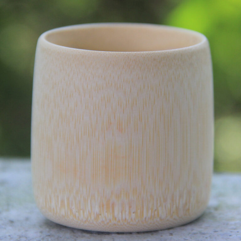 Customizable bamboo bowls and cups set for eco-friendly dining and restaurant use