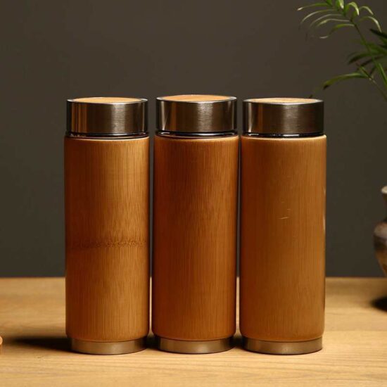 Bamboo thermal cup with lid, insulated tea tumbler for office or travel
