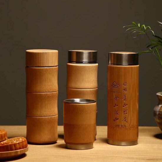 Bamboo thermal cup with lid, insulated tea tumbler for office or travel