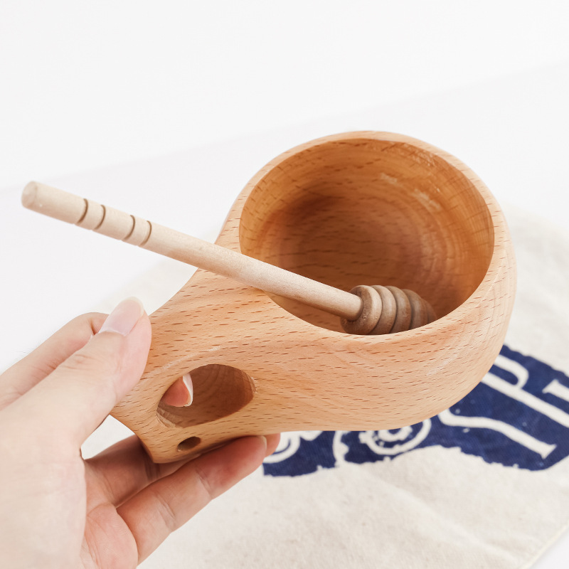 Beech wood coffee and milk cup with Nordic minimalist design