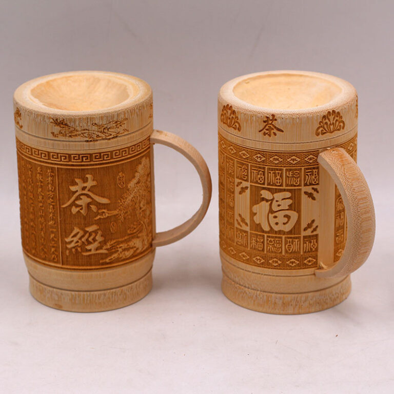 Hand-carved bamboo mug with lid and handle, natural tea gift cup