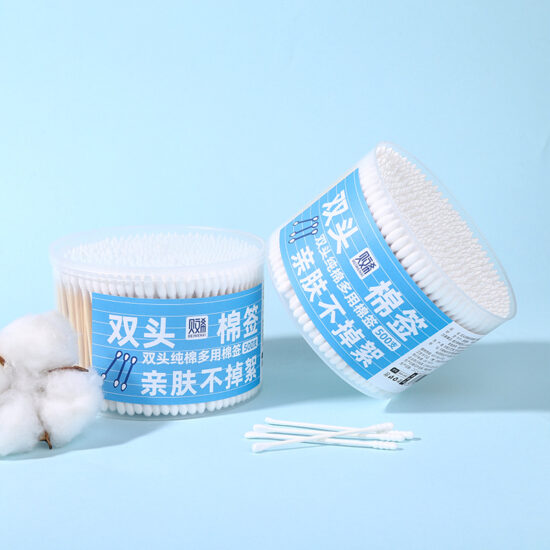 Blinds-shaped disposable double cotton swabs with wooden sticks for cosmetic and hygiene use