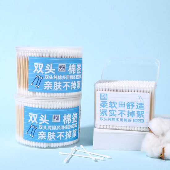 Blinds-shaped disposable double cotton swabs with wooden sticks for cosmetic and hygiene use