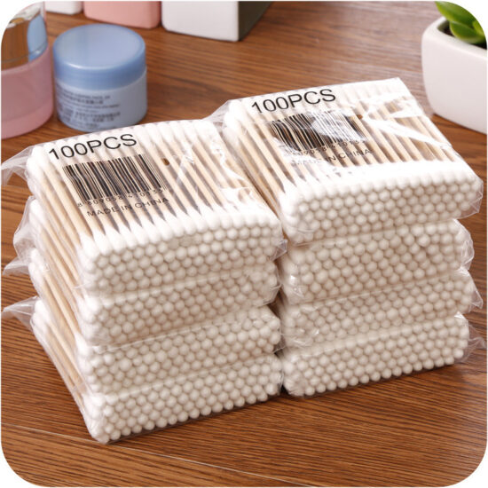 30PCS Long Bamboo Cotton Swabs for Lash Cleaning and Skincare

