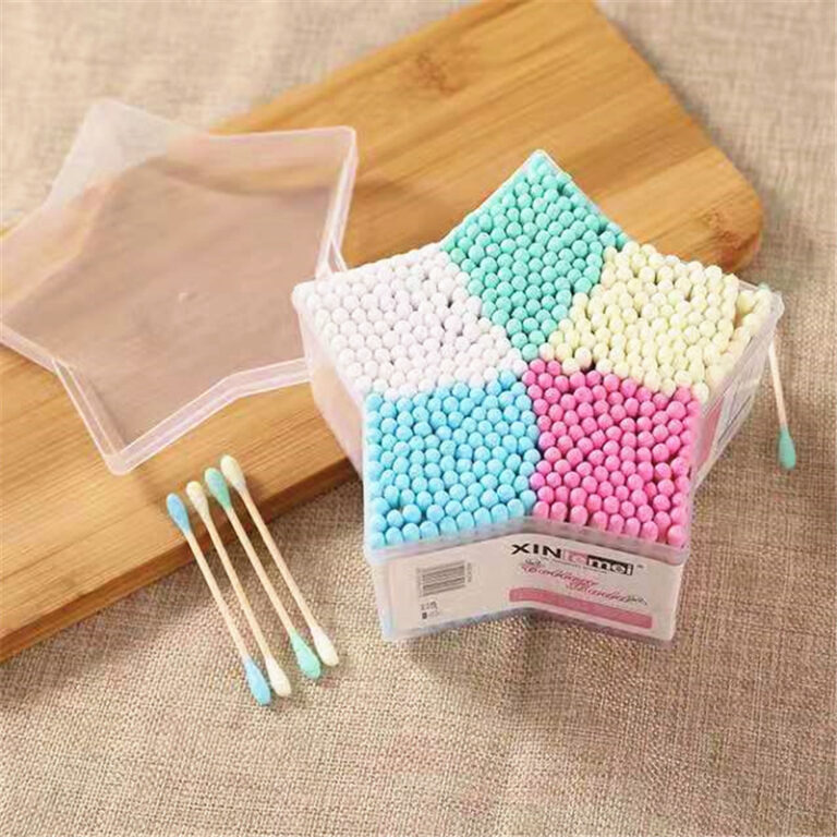 Colorful star-shaped bamboo cotton swabs for makeup and ear cleaning