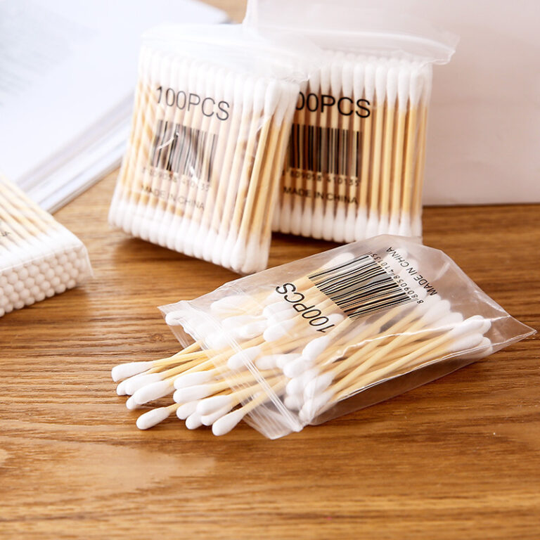 Double-Ended Bamboo Cotton Swabs for Ear Cleaning and Makeup Removal